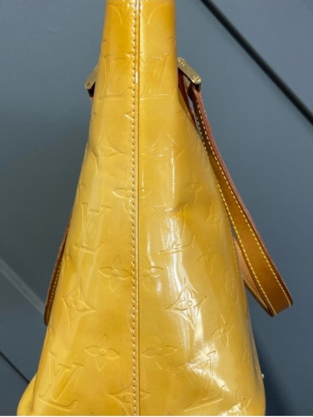 Authentic Louis Vuitton Yellow Monogram Vernis Houston Tote Bag - Picture 7 of 16